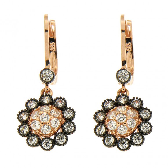 Σκουλαρίκια κρεμαστά σε ροζέτα, από ροζ χρυσό, 14 καρατίων.