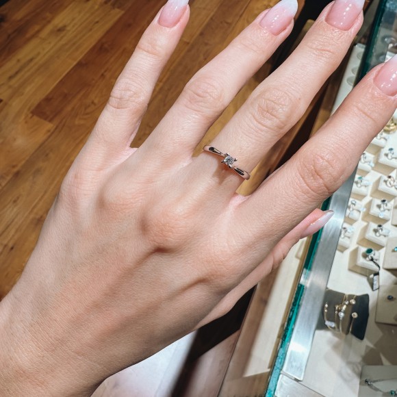 Δαχτυλίδι μονόπετρο flame με μπριγιάν 0.08ct