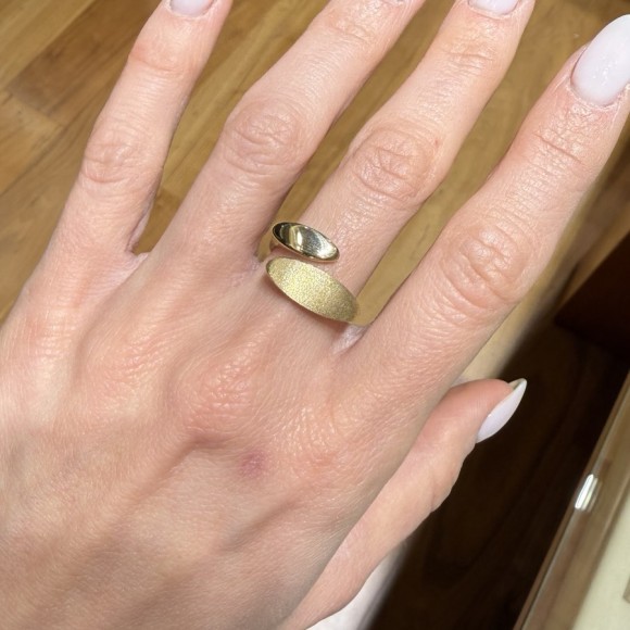 Δαχτυλίδι χρυσό k14 γυαλιστερό και ματ