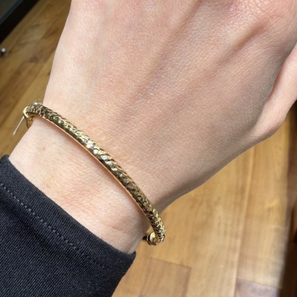 Χειροπέδα double faced με σκάλισμα Κ14 (585)