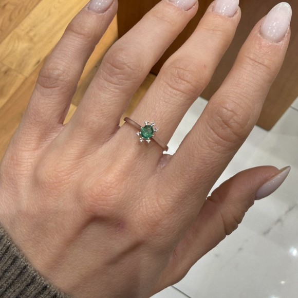 Δαχτυλίδι με σμαράγδι (0.26ct)
