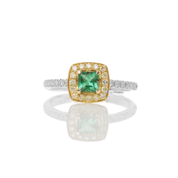 Δαχτυλίδι με διαμάντια και σμαράγδι 0.37ct